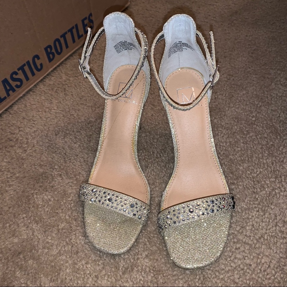 gem stone / sparkley heels